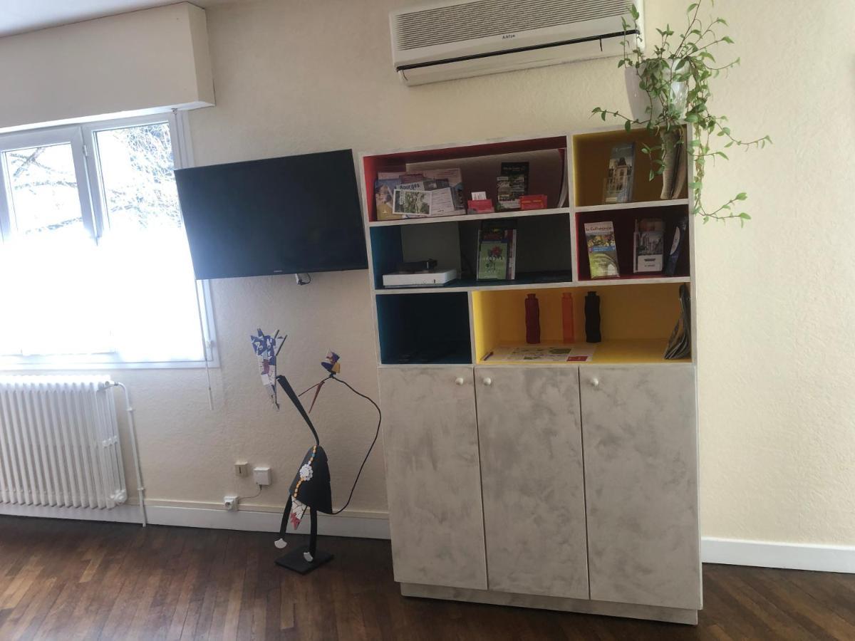 J'Offre - Proche De L'Hyper Centre Bourges Dış mekan fotoğraf
